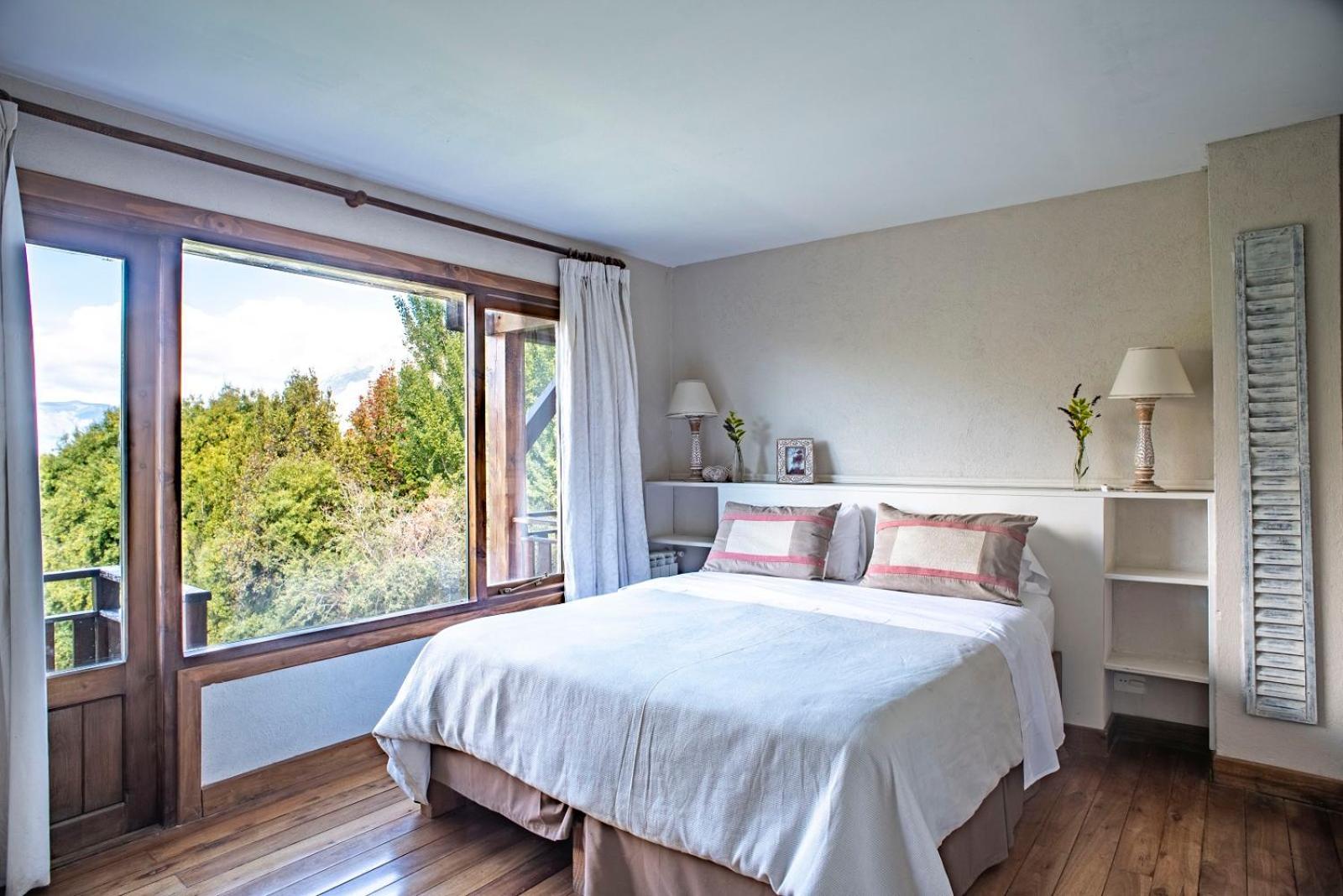 Arelauquen Bungalows&Suites San Carlos de Bariloche Bagian luar foto