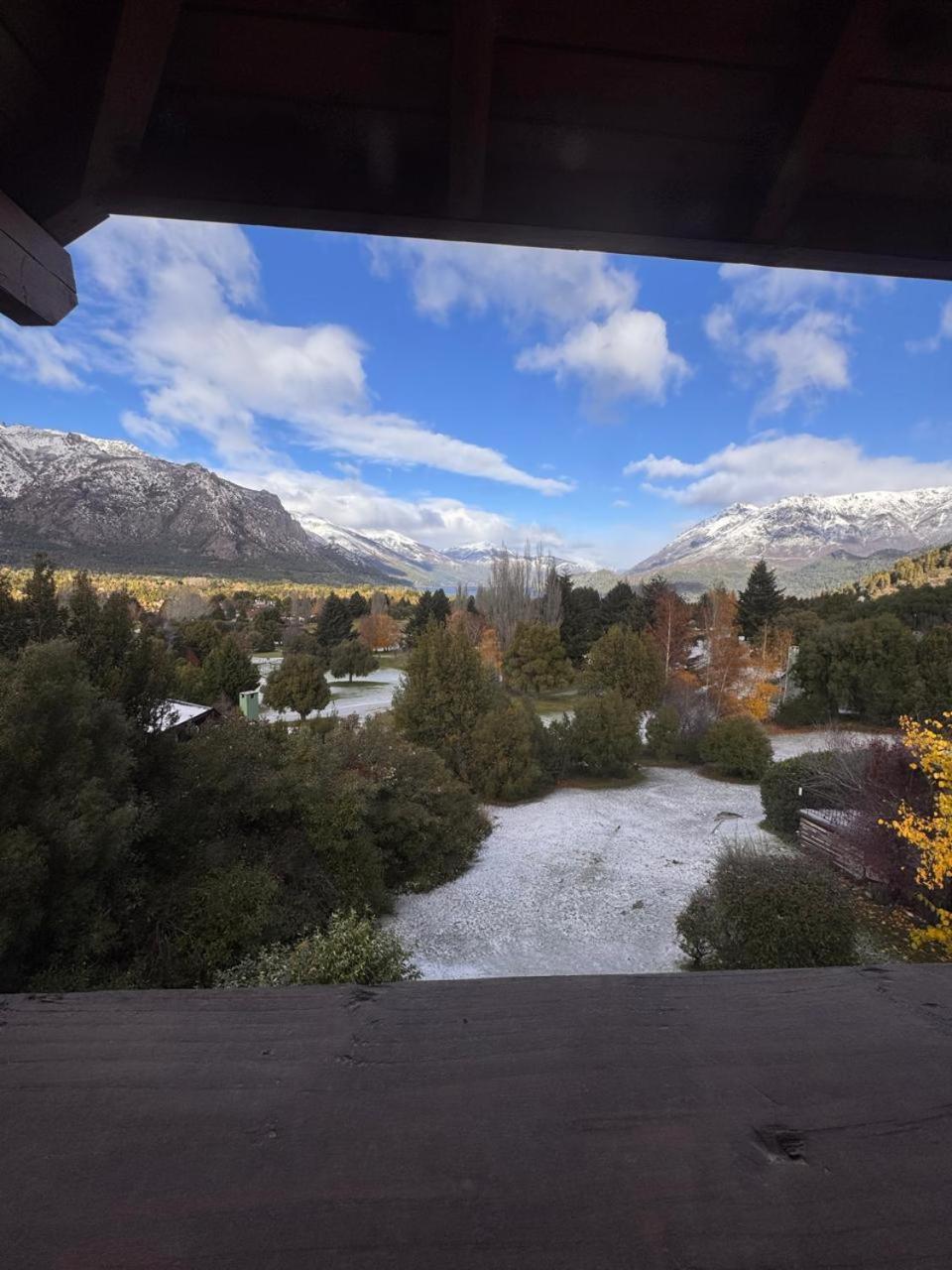 Arelauquen Bungalows&Suites San Carlos de Bariloche Bagian luar foto