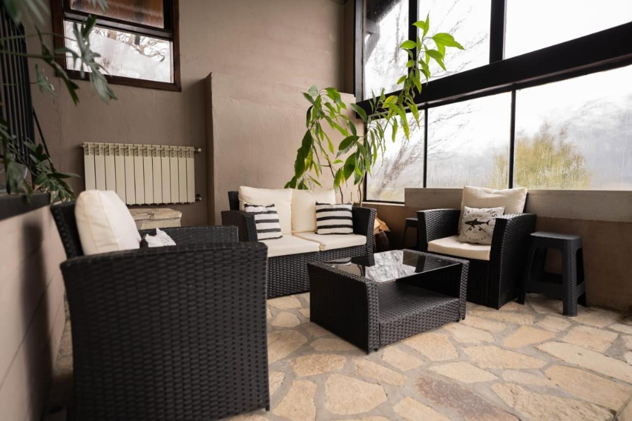 Arelauquen Bungalows&Suites San Carlos de Bariloche Bagian luar foto