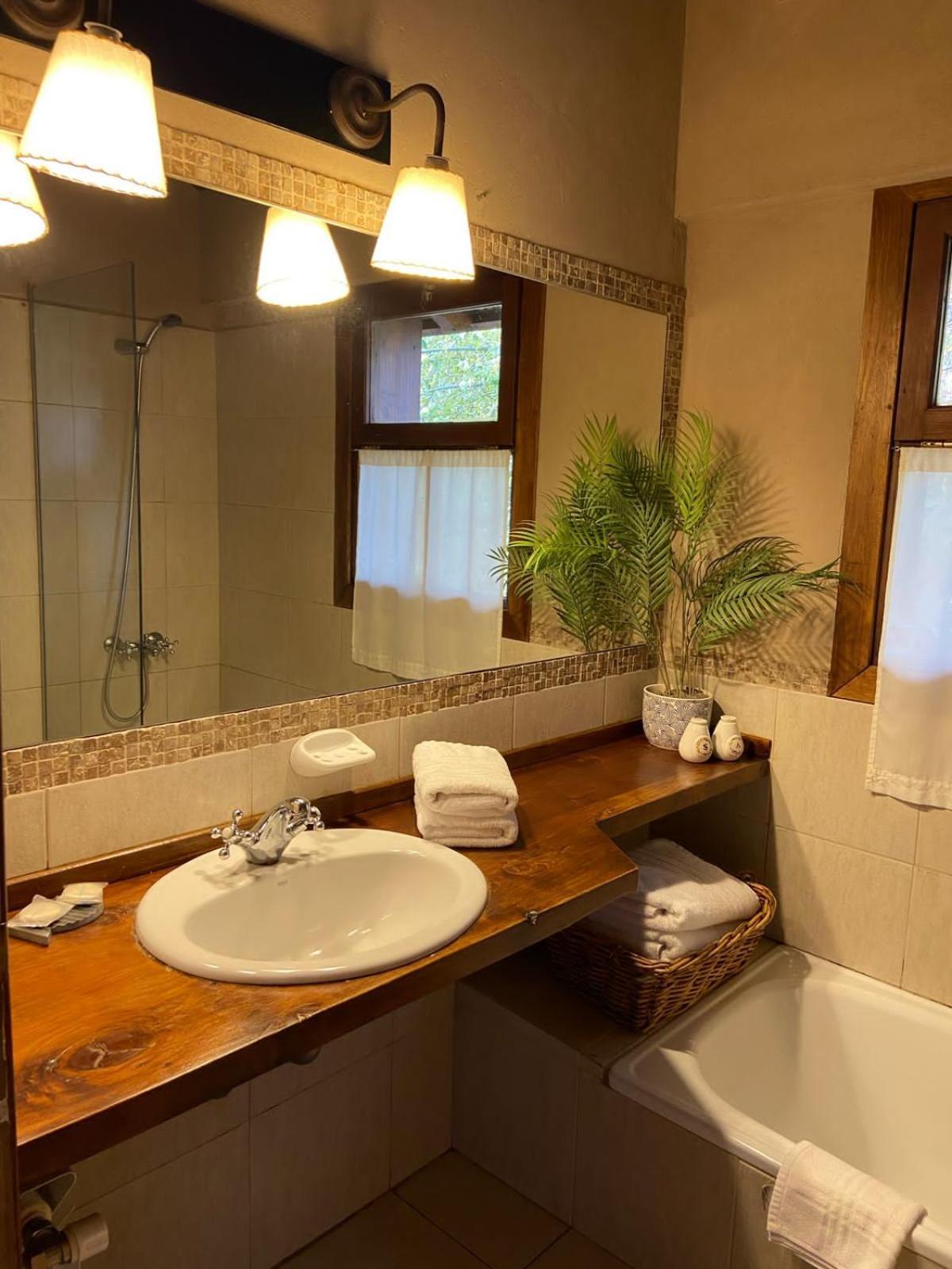 Arelauquen Bungalows&Suites San Carlos de Bariloche Bagian luar foto